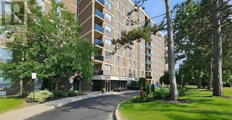 411-2835 Islington Avenue, Toronto, ON, M9L 2K2 - 2