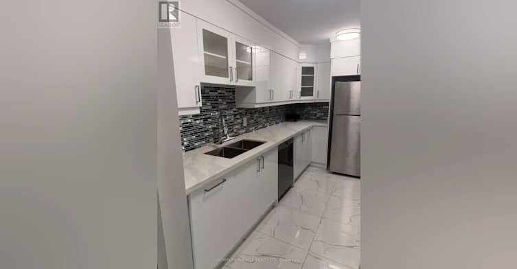 411-2835 Islington Avenue, Toronto, ON, M9L 2K2 - 8