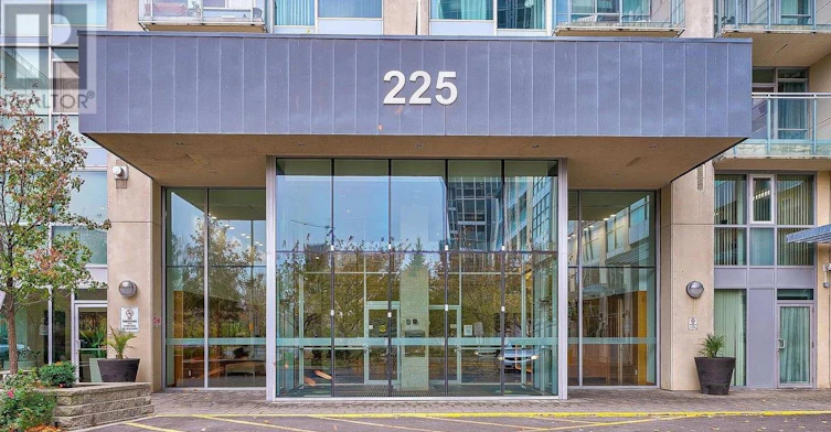 1008-225 Webb Drive, Mississauga, ON, L5B 4P2 - 2