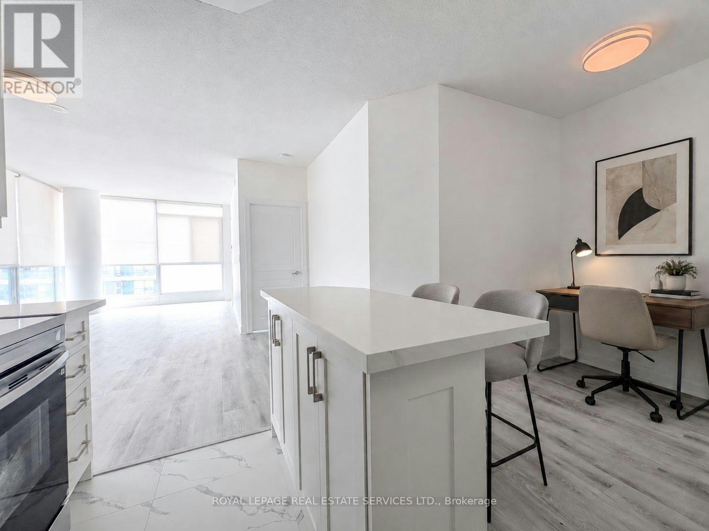1008-225 Webb Drive, Mississauga, ON, L5B 4P2 - 7