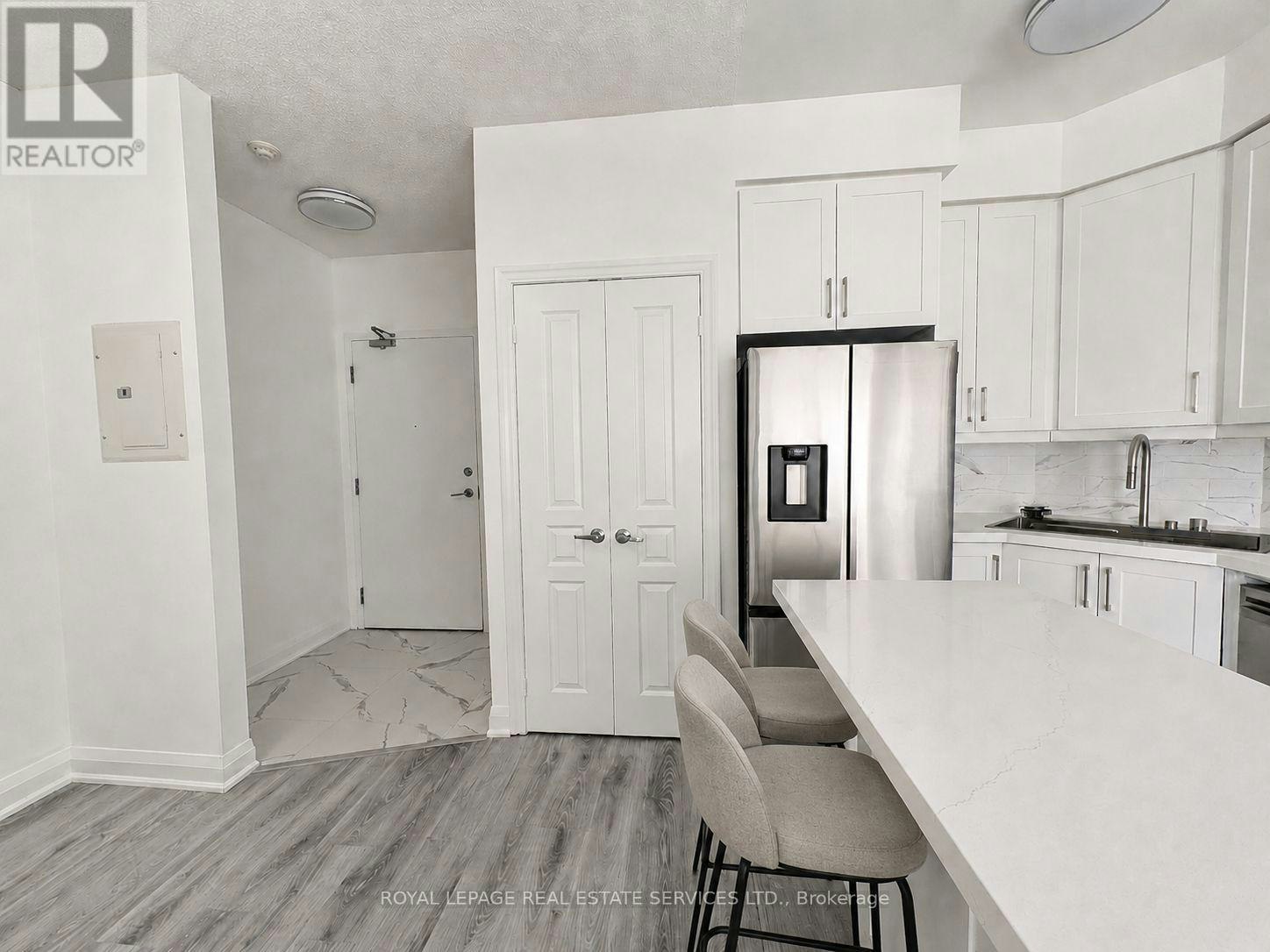 1008-225 Webb Drive, Mississauga, ON, L5B 4P2 - 9
