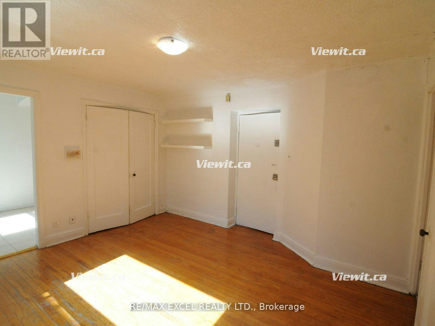 24-1A Elm Grove Avenue, Toronto, ON, M6K 2H9 - 2