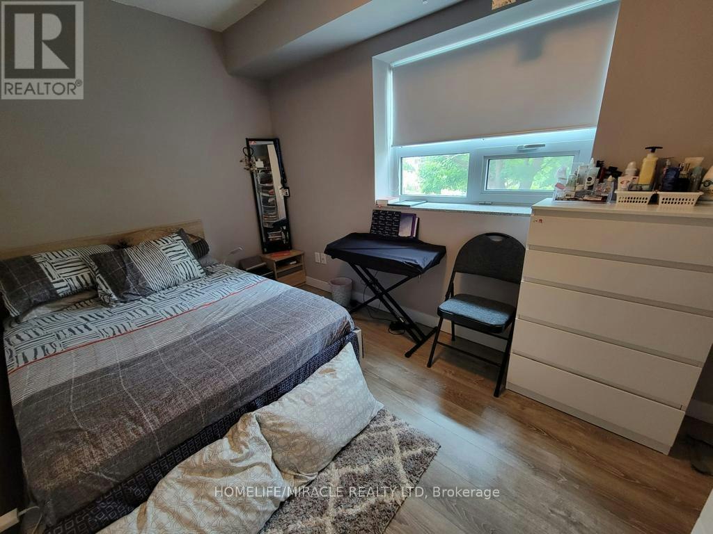 207-250 Albert Street, Waterloo, ON, N2L 0H5 - 3