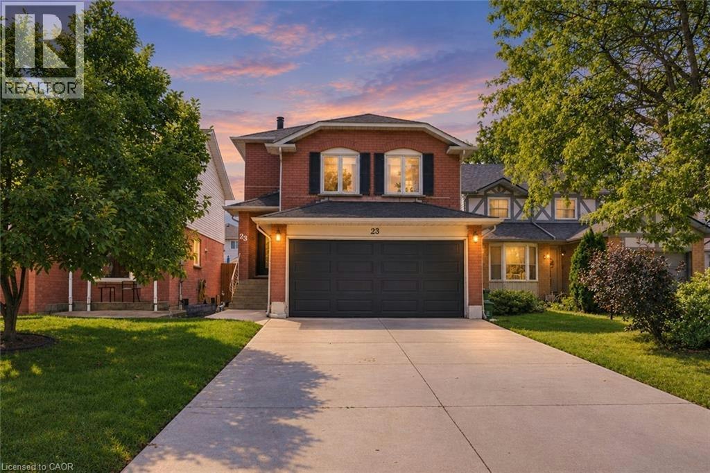 23 Desantis Court, Hamilton, ON, L8W 3A9