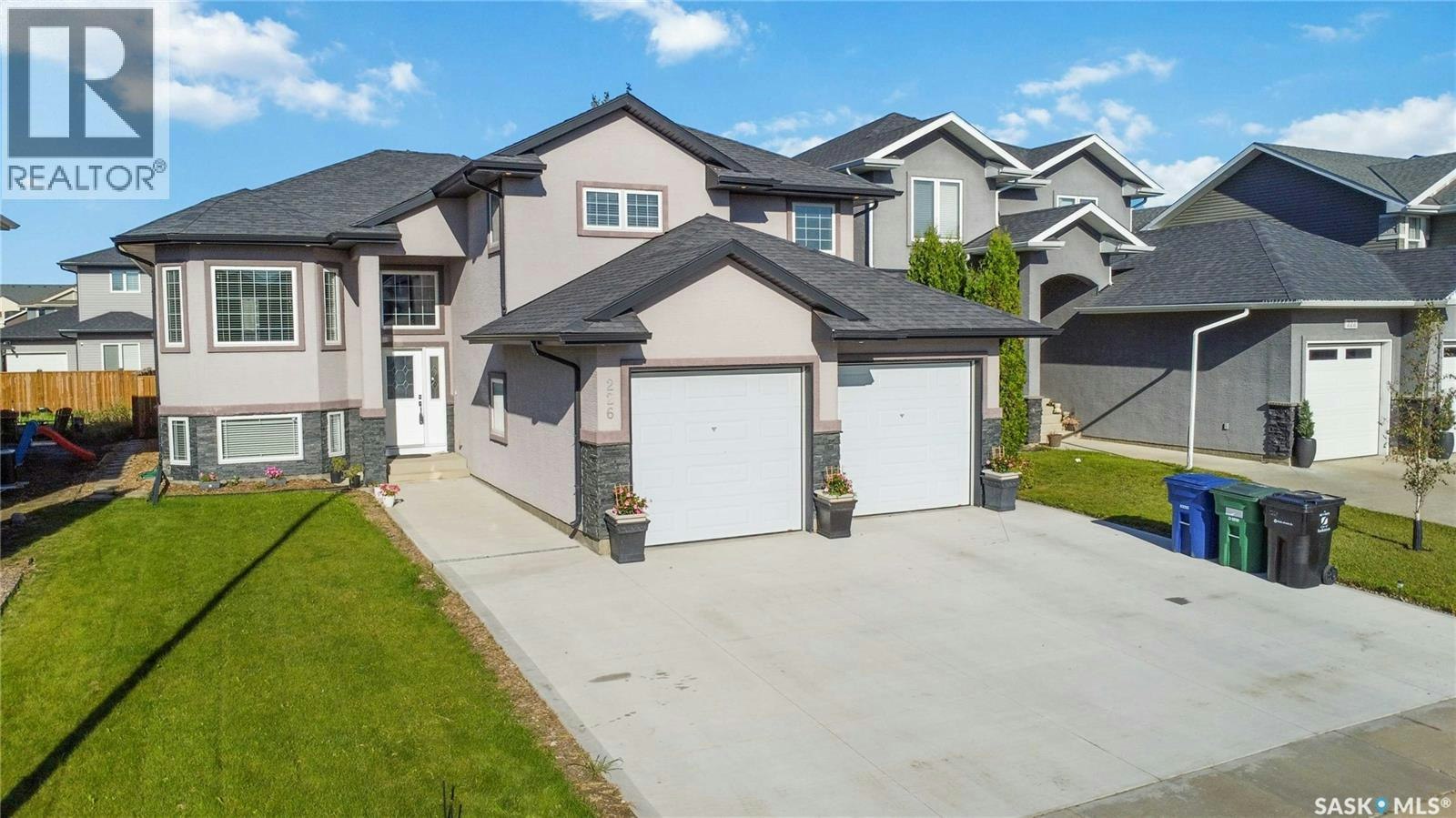 226 Pichler Lane, Saskatoon, SK, S7V 1A8