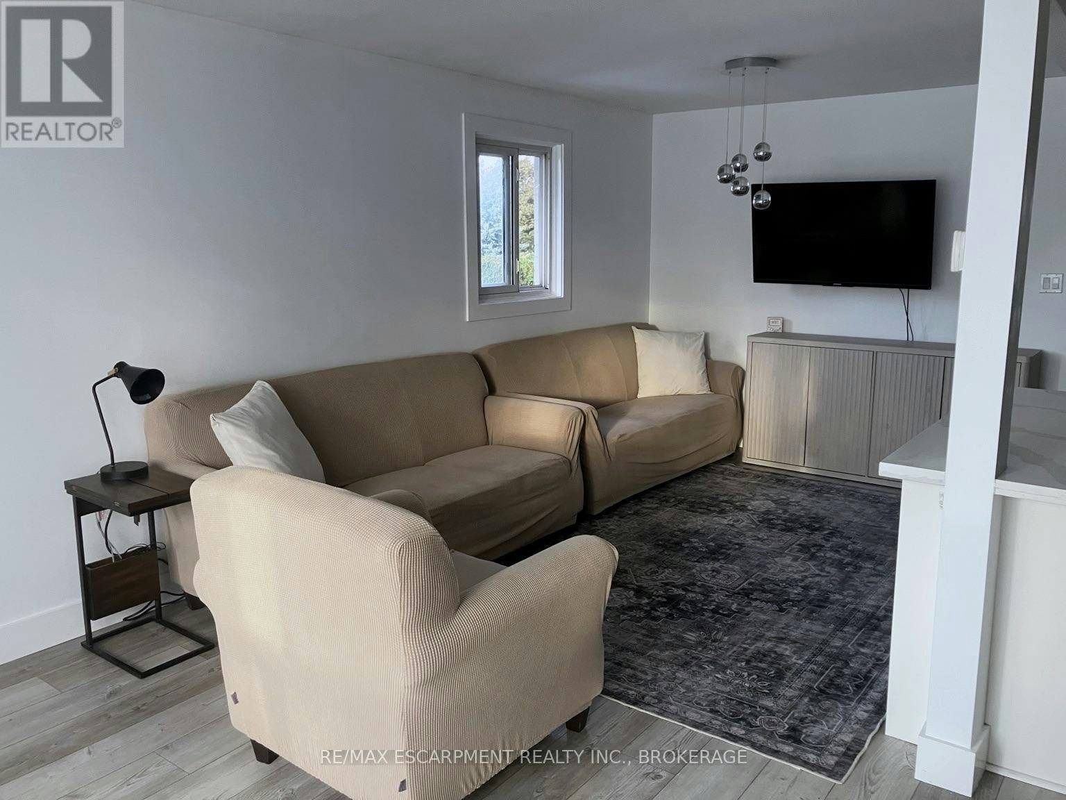 UPPER-17 Mellenby Street, Hamilton, ON, L8J 1E6 - 7