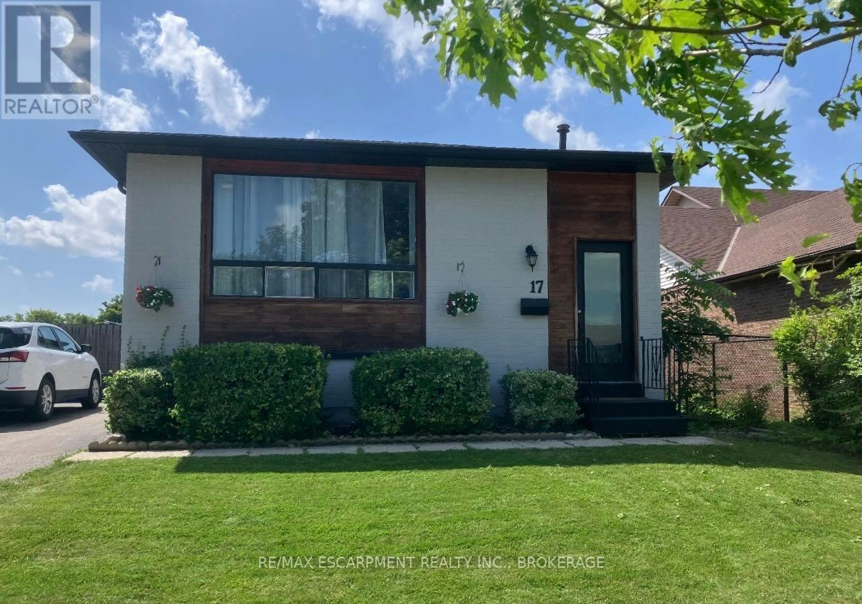 UPPER-17 Mellenby Street, Hamilton, ON, L8J 1E6