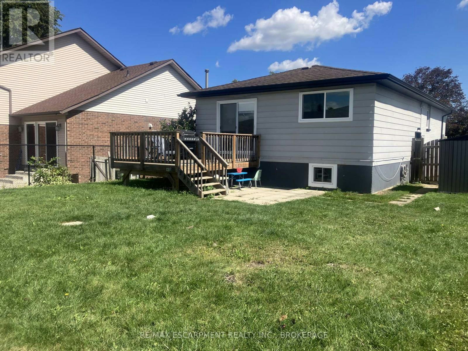 UPPER-17 Mellenby Street, Hamilton, ON, L8J 1E6 - 18