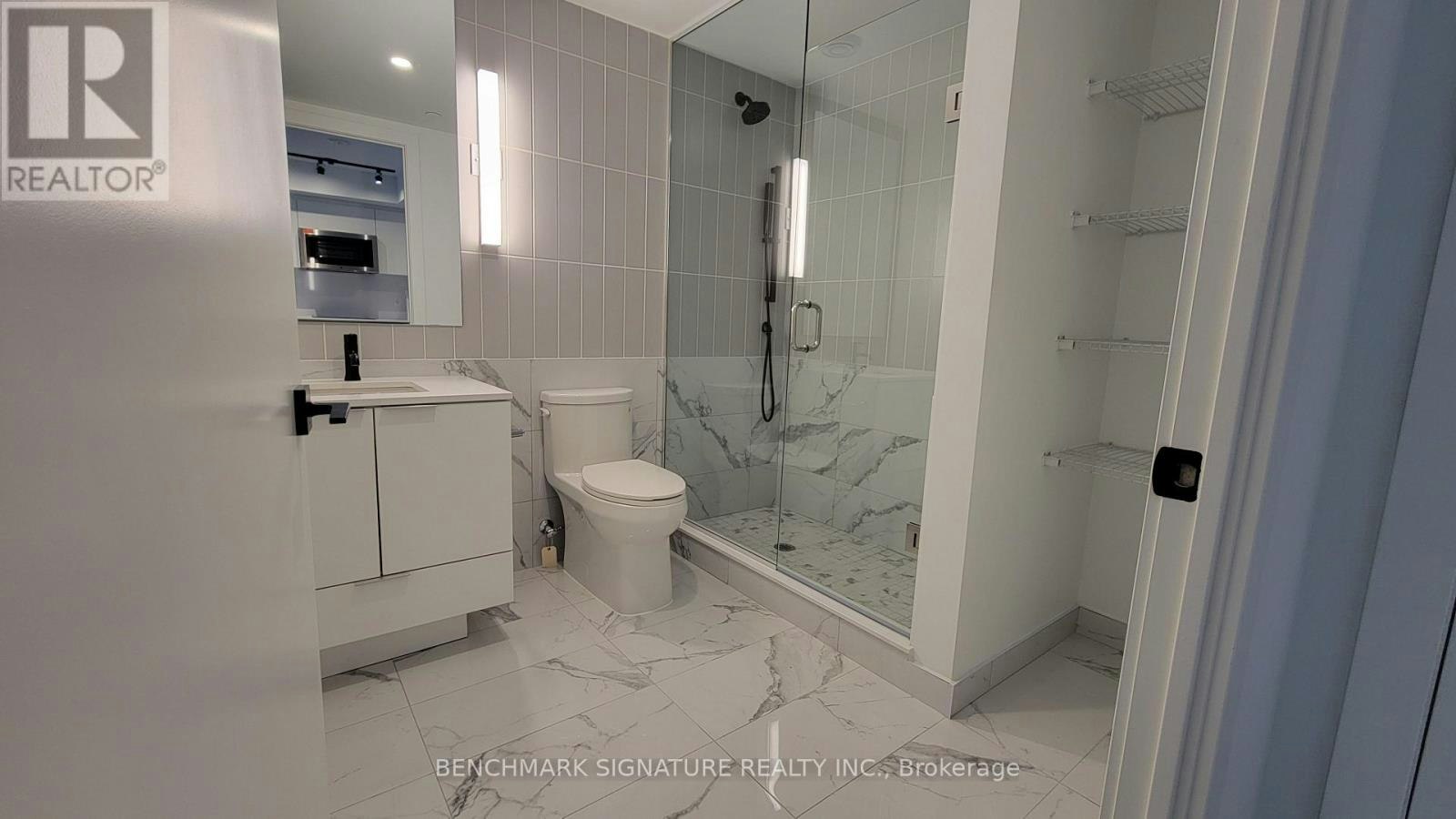 804-327 King Street, Toronto, ON, M5V 0W7 - 9