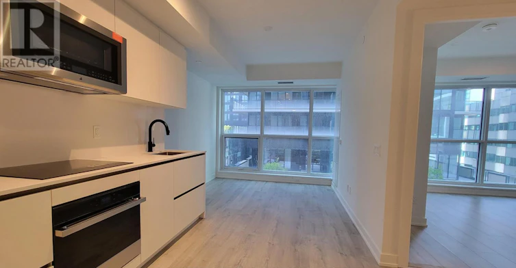 804-327 King Street, Toronto, ON, M5V 0W7 - 3