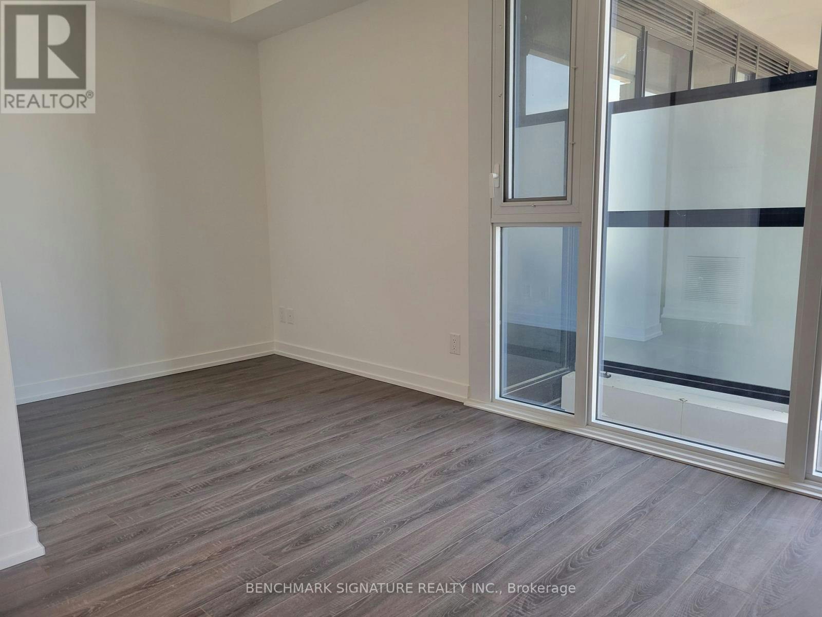 1820-20 Edward Street, Toronto, ON, M5G 1C9 - 6