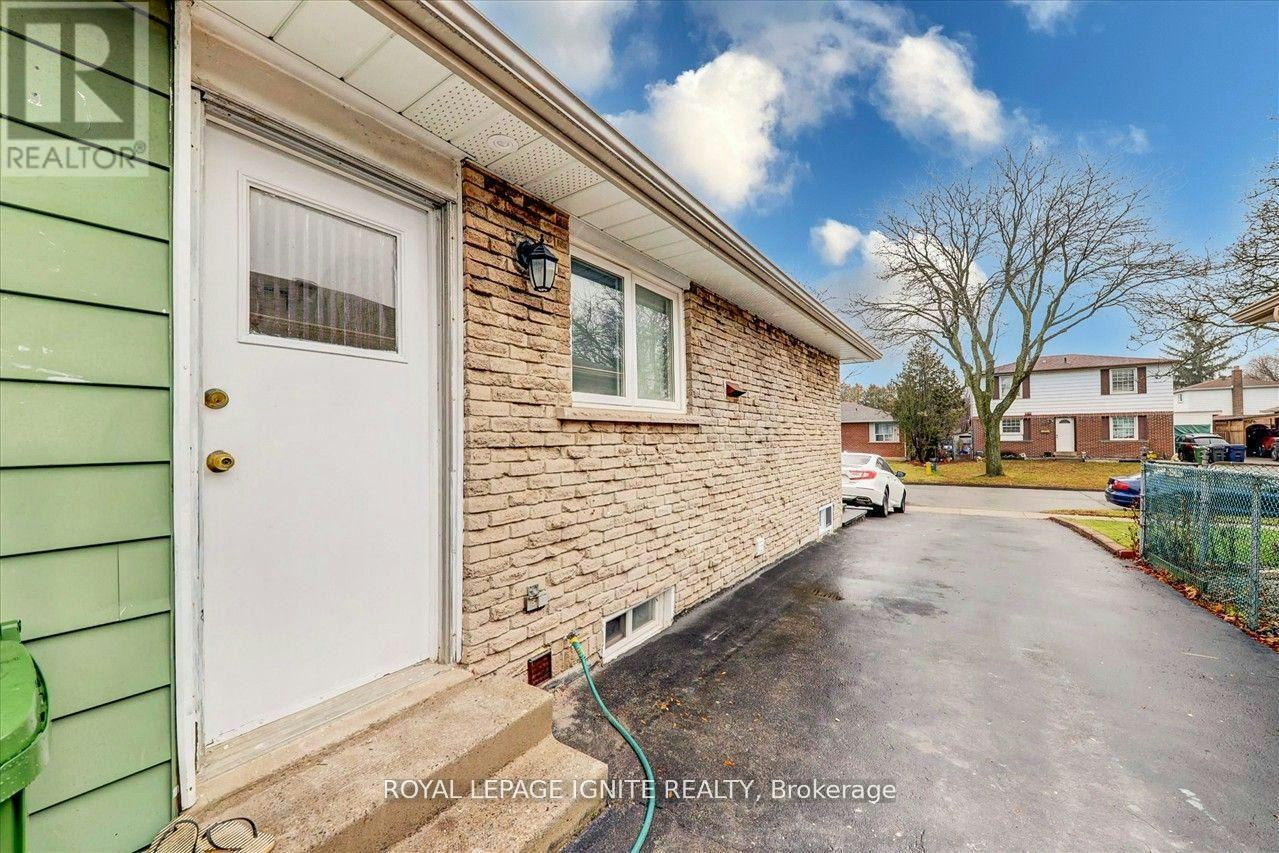 BSMT-38 Loradeen Crescent, Toronto, ON, M1B 1T8 - 3