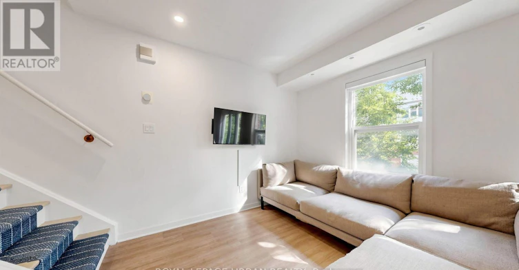 2-76 Munro Street, Toronto, ON, M4M 2S9 - 9