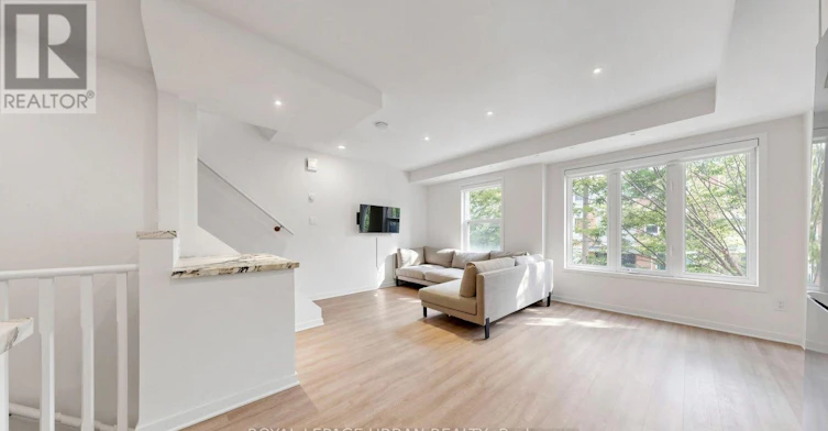 2-76 Munro Street, Toronto, ON, M4M 2S9 - 14