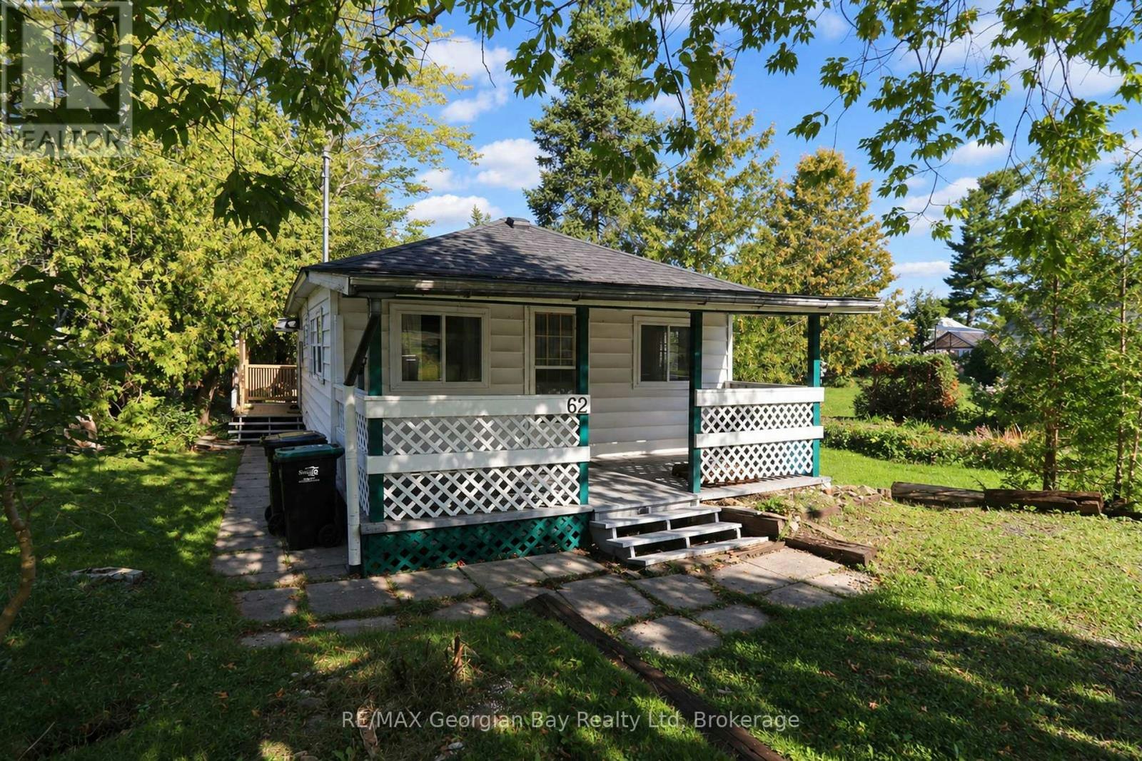 62 King Road, Tay, ON, L0K 2C0
