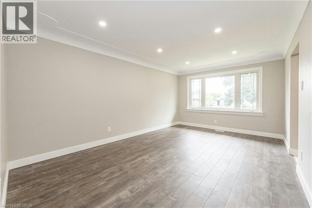 Upper-62 Sandra Avenue, Kitchener, ON, N2M 1Z6 - 11