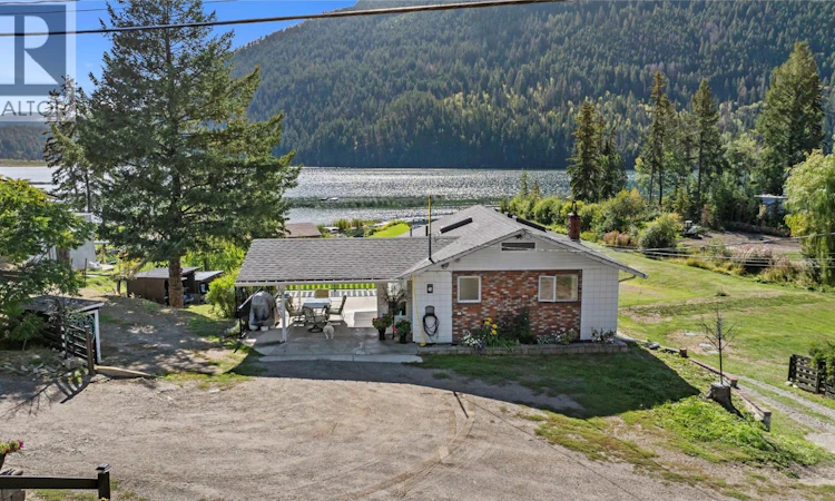 2348 Ojibway Road