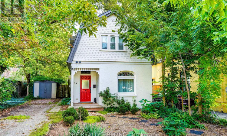 17 Woodward Avenue