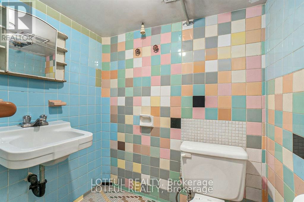 11 Champagne Avenue S, Ottawa, ON, K1S 4P1 - 10