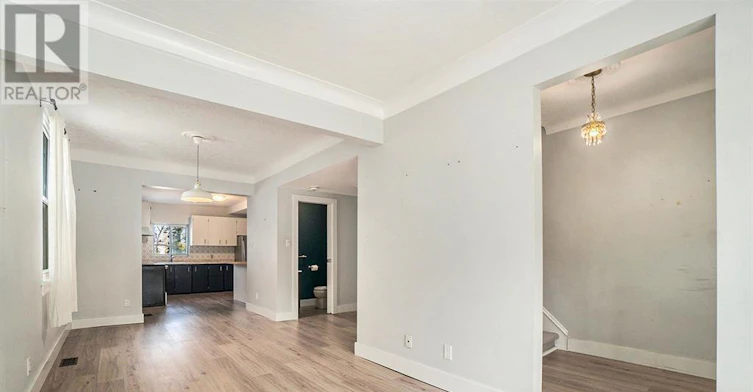 11 Champagne Avenue S, Ottawa, ON, K1S 4P1 - 4