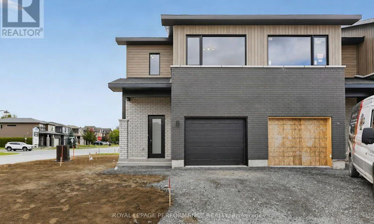 2400 Gray Crescent
