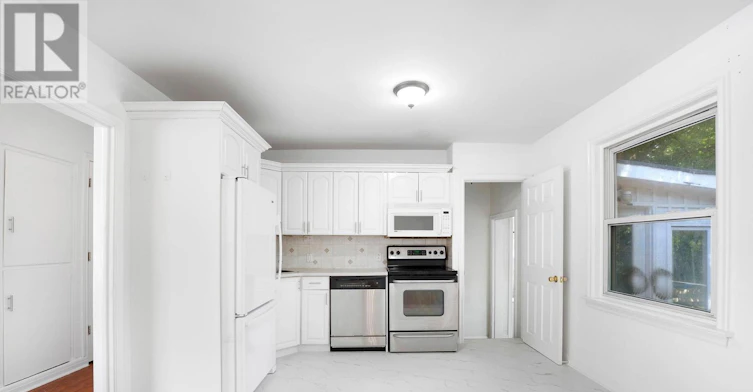 ENTIRE-139 Mckee Avenue, Toronto, ON, M2N 4C5 - 3