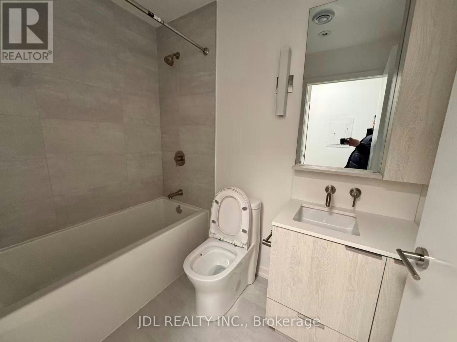 1107-110 Broadway Avenue, Toronto, ON, M4P 1V7 - 4