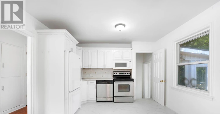 MAIN LEVEL-139 Mckee Avenue, Toronto, ON, M2N 4C5 - 3