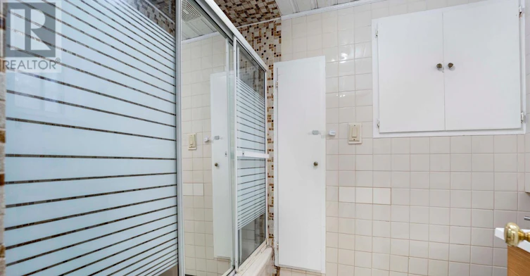 LOWER LEVEL-139 Mckee Avenue, Toronto, ON, M2N 4C5 - 9