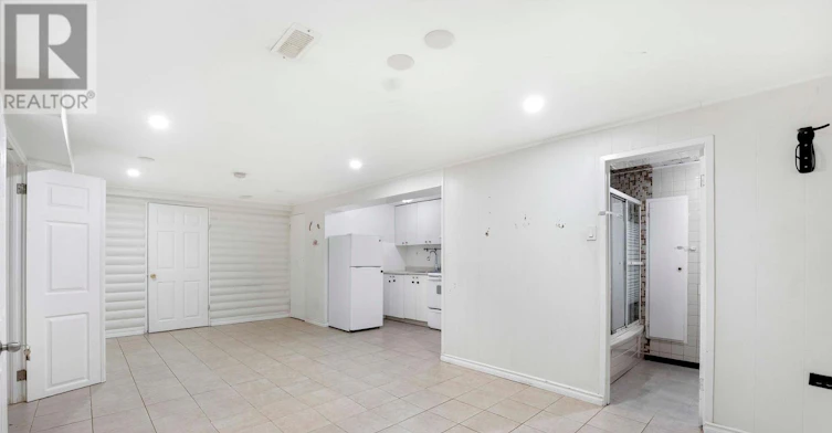 LOWER LEVEL-139 Mckee Avenue, Toronto, ON, M2N 4C5 - 4