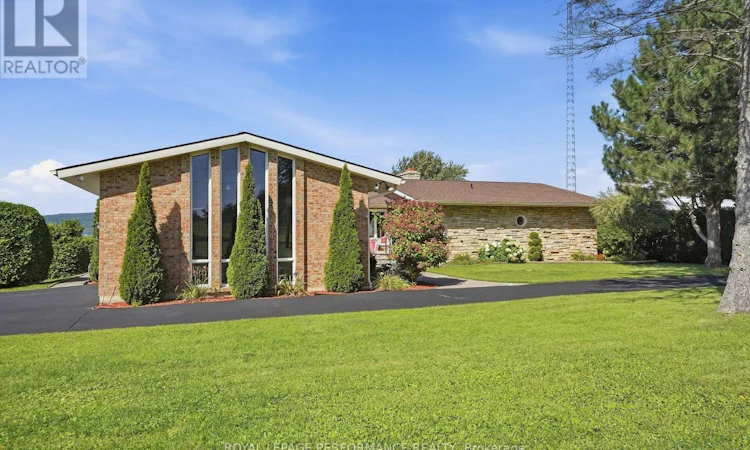 2442 Bay Road