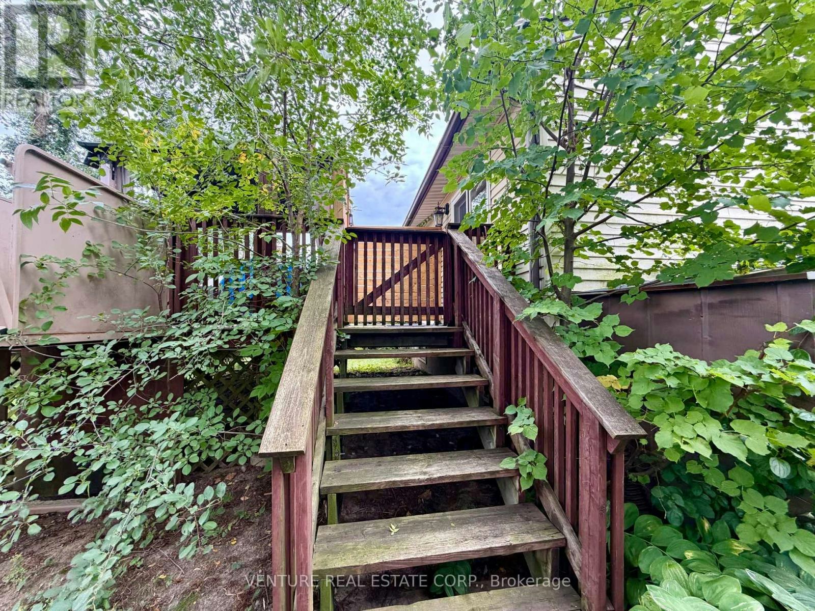 1329 Belair Crescent, Oshawa, ON, L1K 1G9 - 3