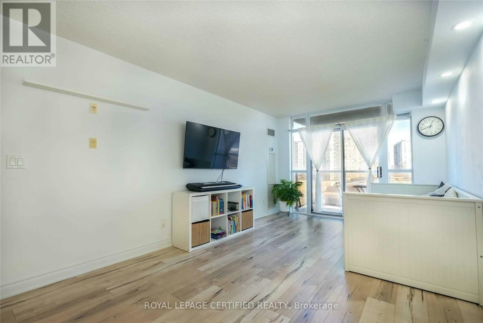 424-3650 Kingston Road, Toronto, ON, M1M 3X9 - 8
