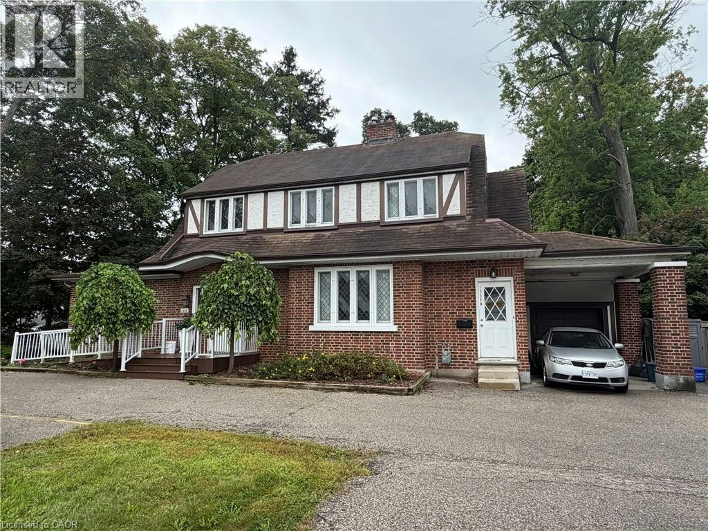 MAIN LEVEL-1558 King Street E, Cambridge, ON, N3H 3R5