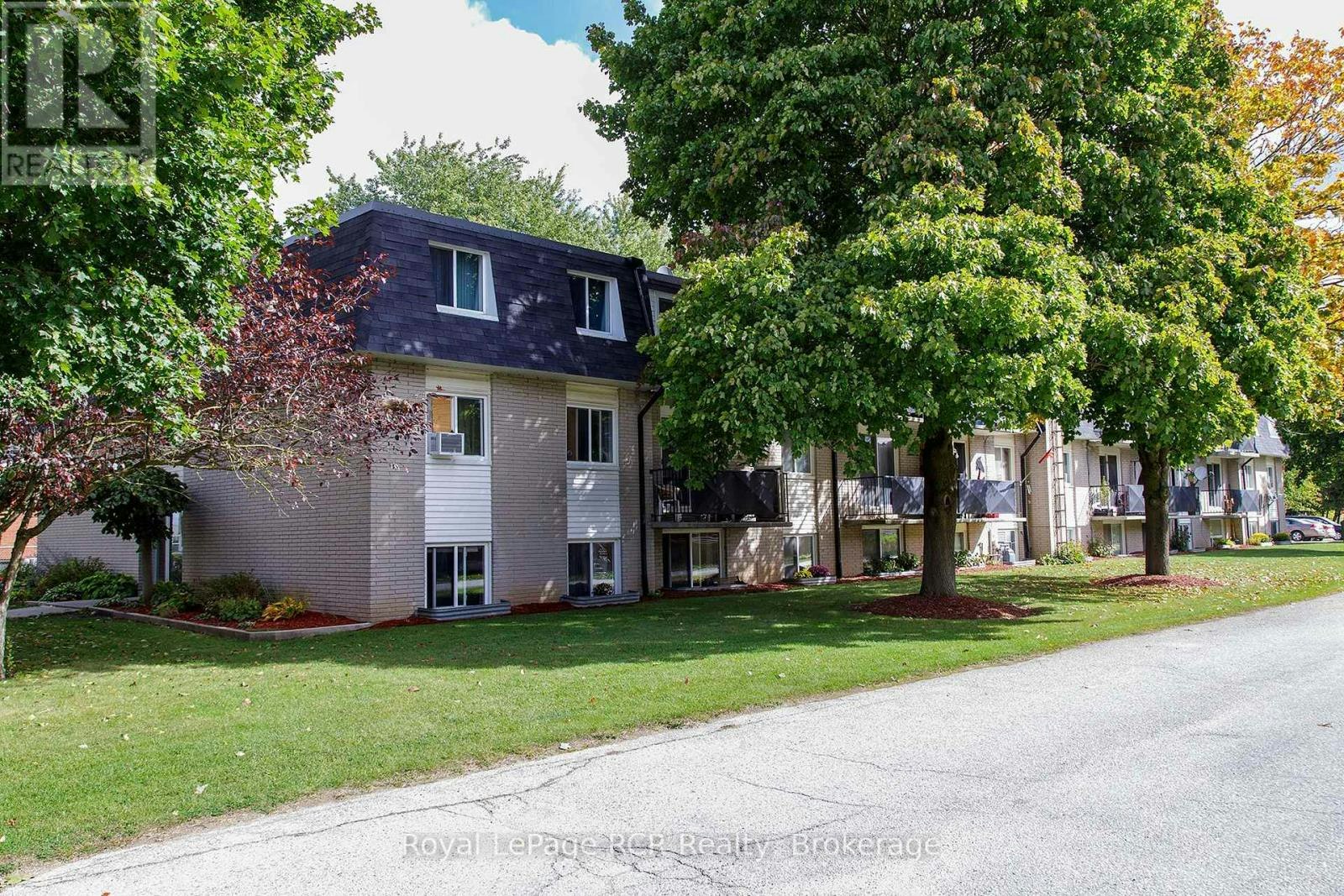324-118 Preston Street S, Wellington North, ON, N0G 1A0