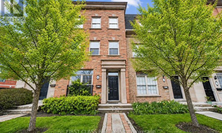 TH10-3076 Lake Shore Boulevard W