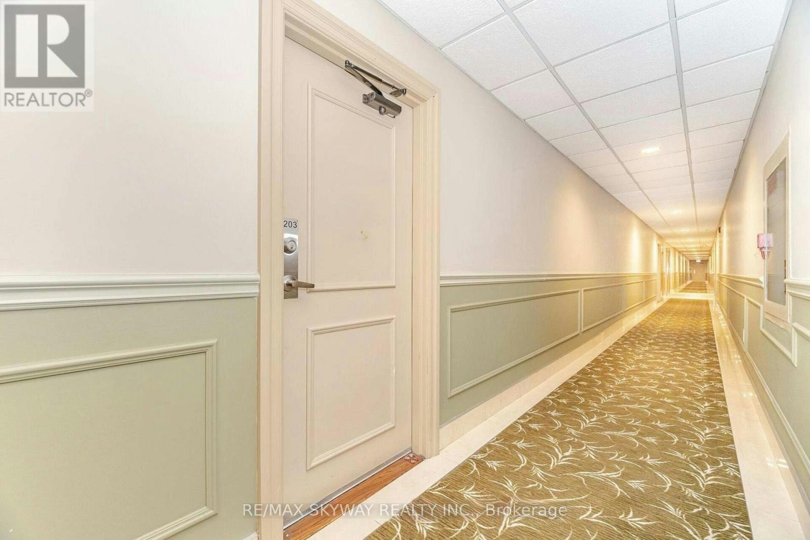 1203-1615 Bloor Street, Mississauga, ON, L4X 1S2 - 2