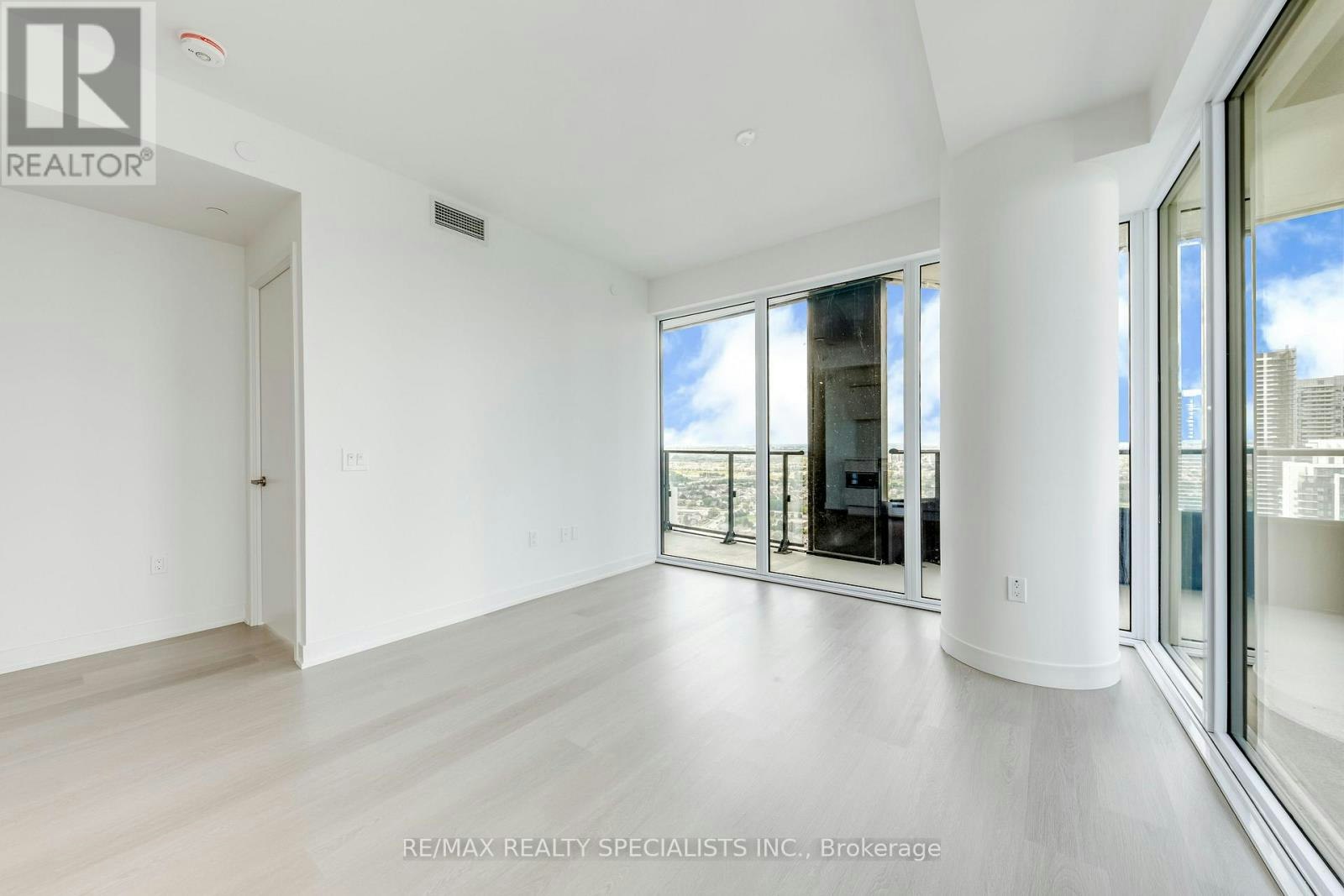 2705-448 Burnhamthorpe Road, Mississauga, ON, L5B 0R4 - 8