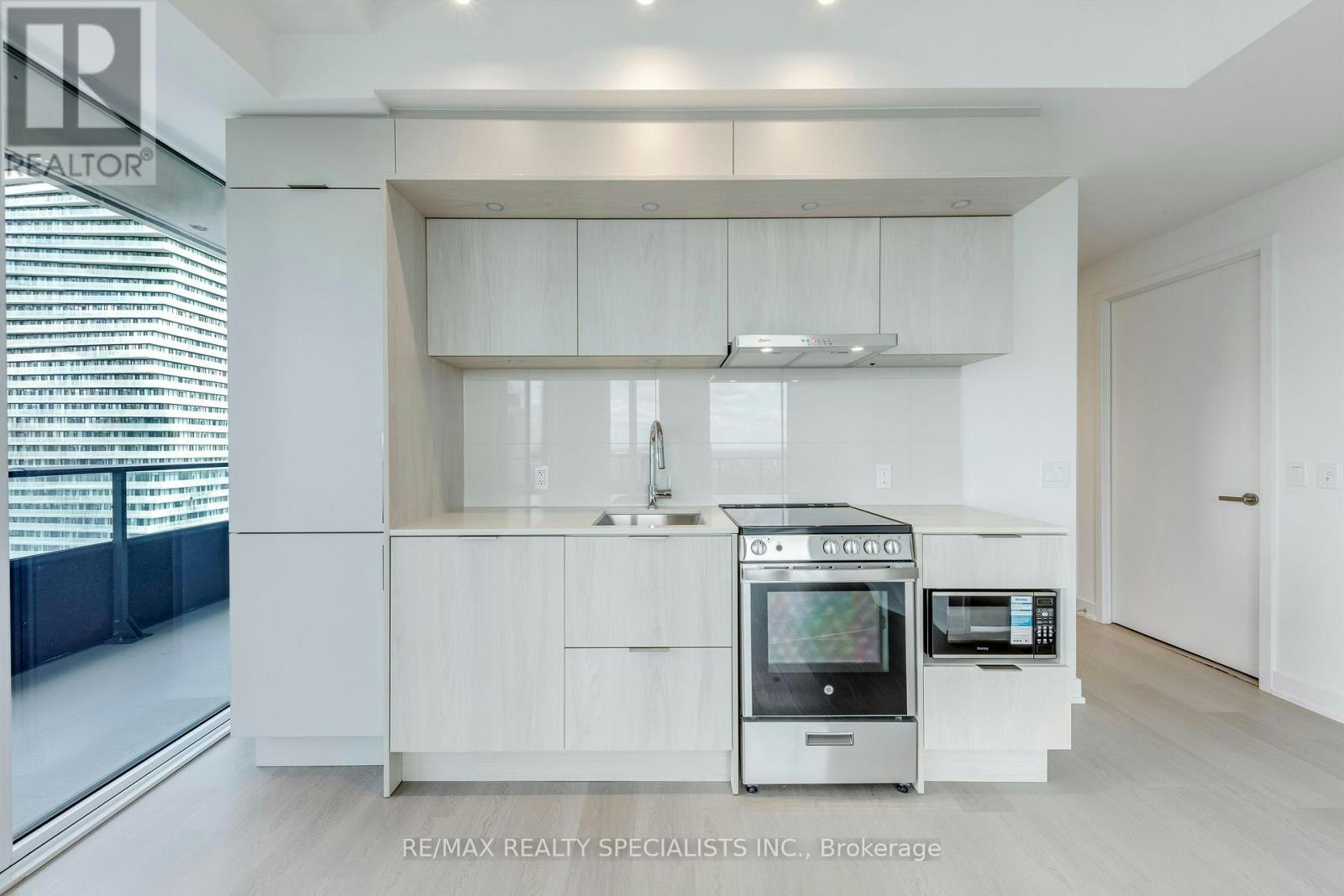 2705-448 Burnhamthorpe Road, Mississauga, ON, L5B 0R4 - 14