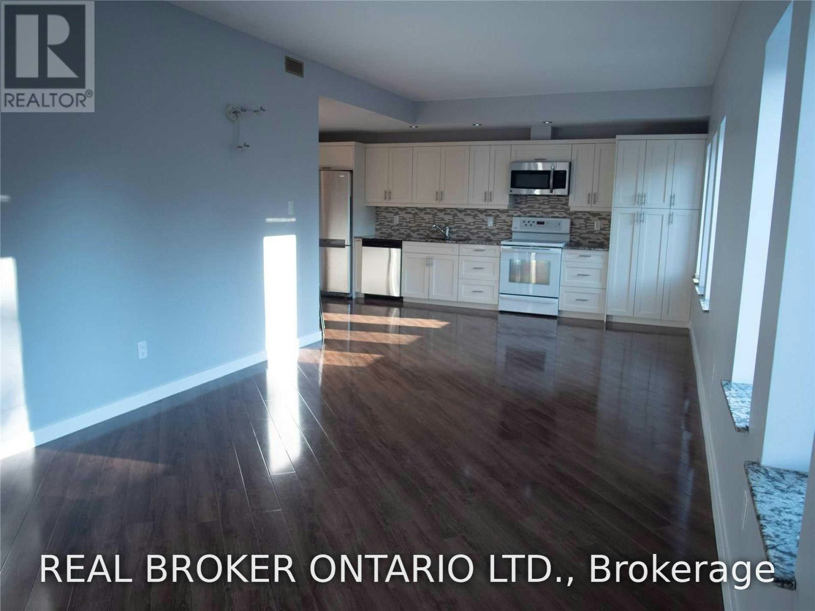 2-20 Emily Street, Parry Sound, ON, P2A 2P3 - 2