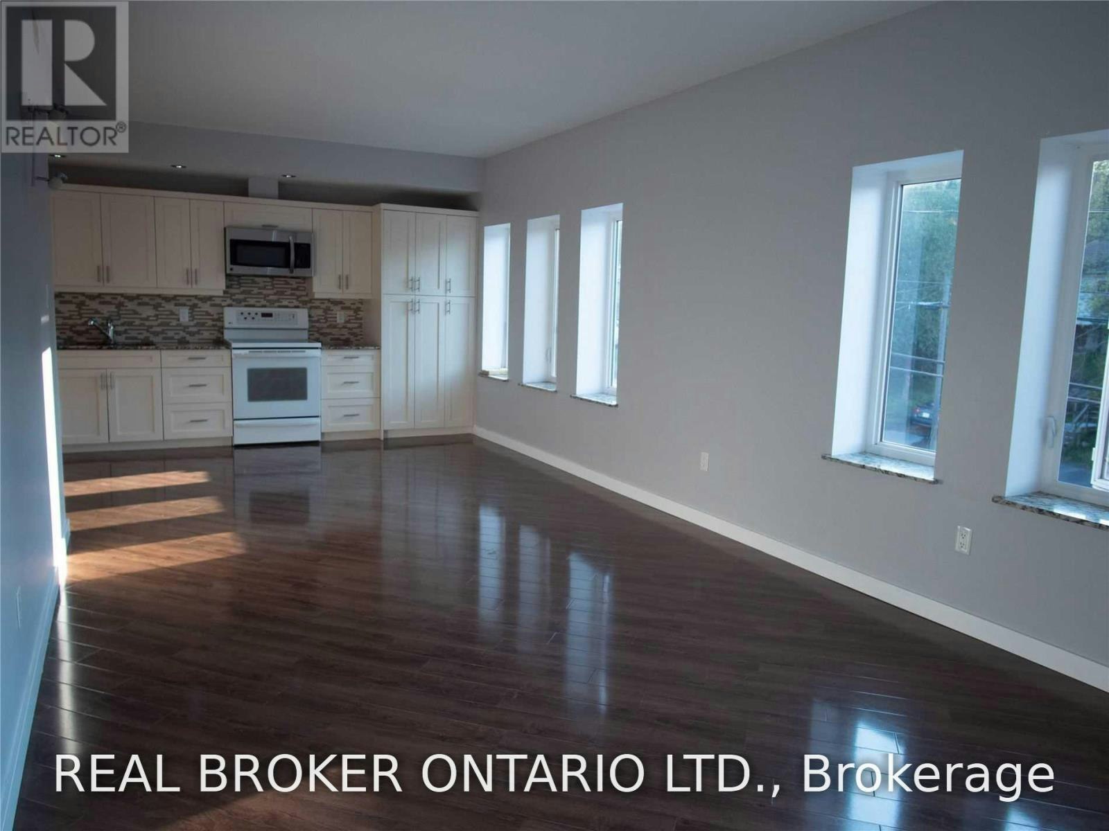 2-20 Emily Street, Parry Sound, ON, P2A 2P3