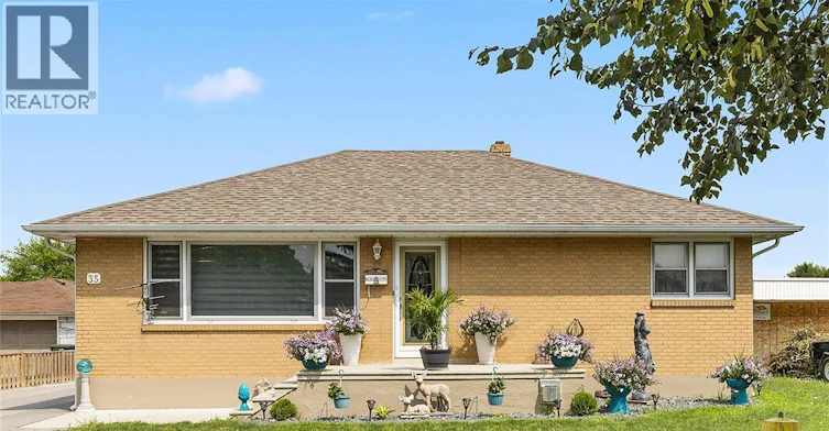 LOWER-35 Victoria Street, Amherstburg, ON, N9V 4B1