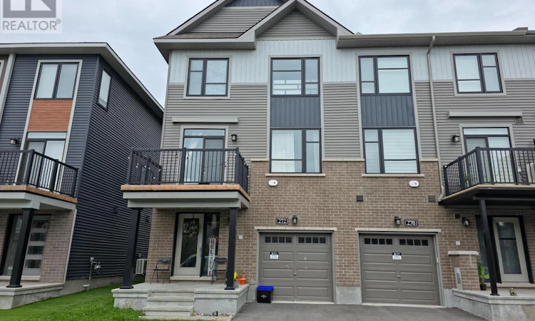 272 Elsie Macgill Walk