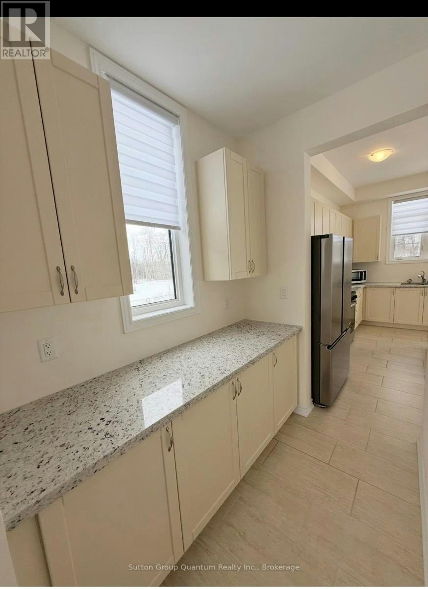 174 Rosanne Circle, Wasaga Beach, ON, L9Z 1J7 - 6