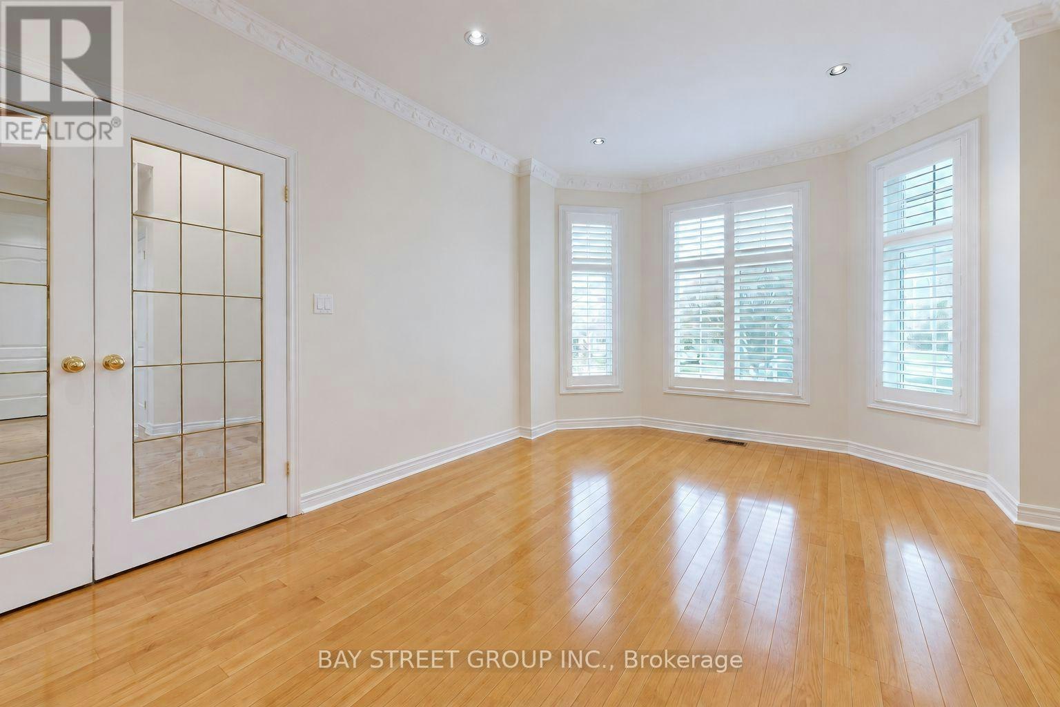 25 Greenshire Street, Richmond Hill, ON, L4B 4V3 3