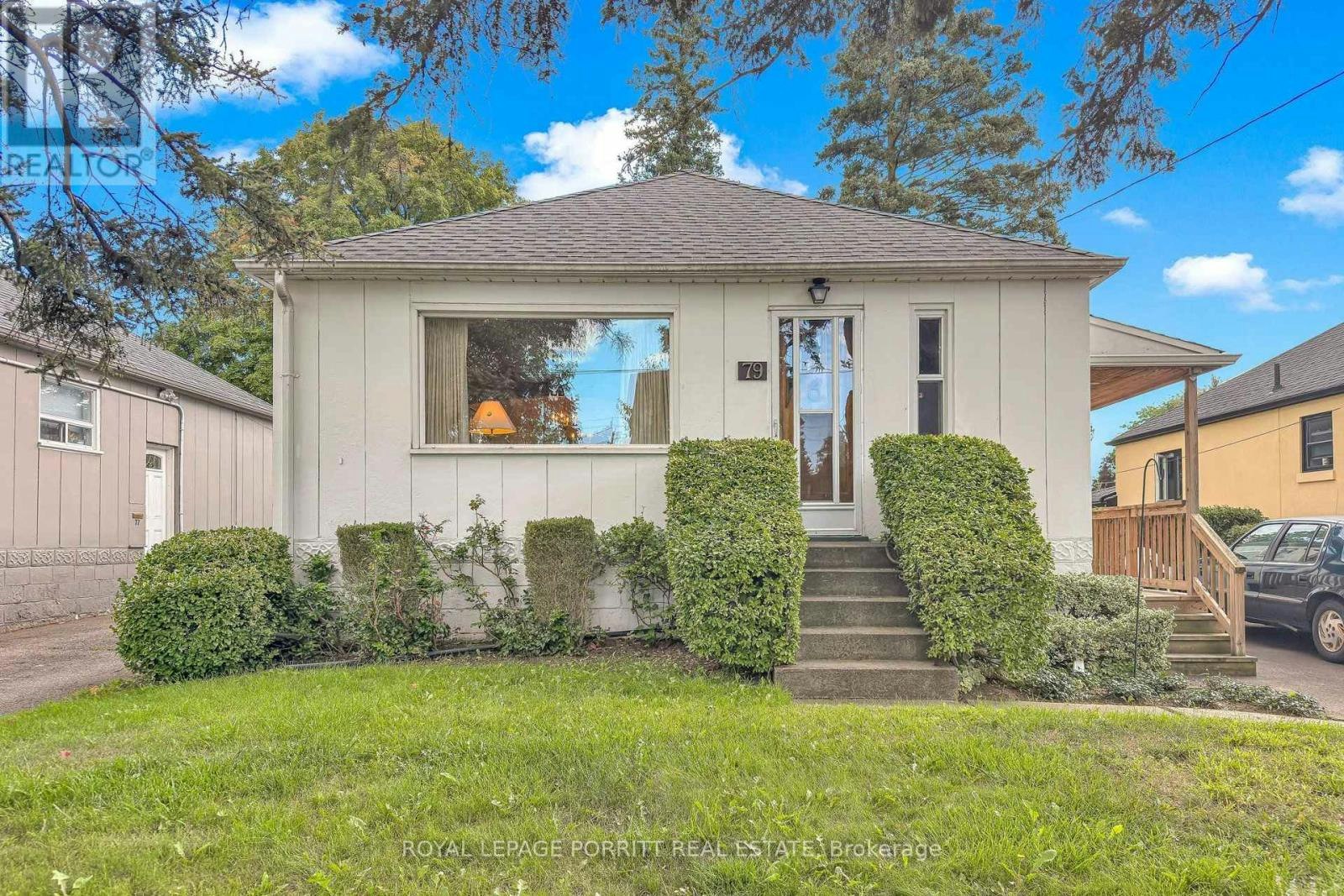 79 Burlingame Road, Toronto, ON, M8W 1Y9