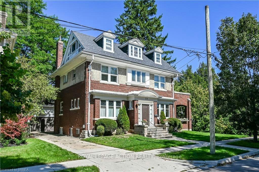 29 Lorne Crescent, Brantford, ON, N3T 4L8