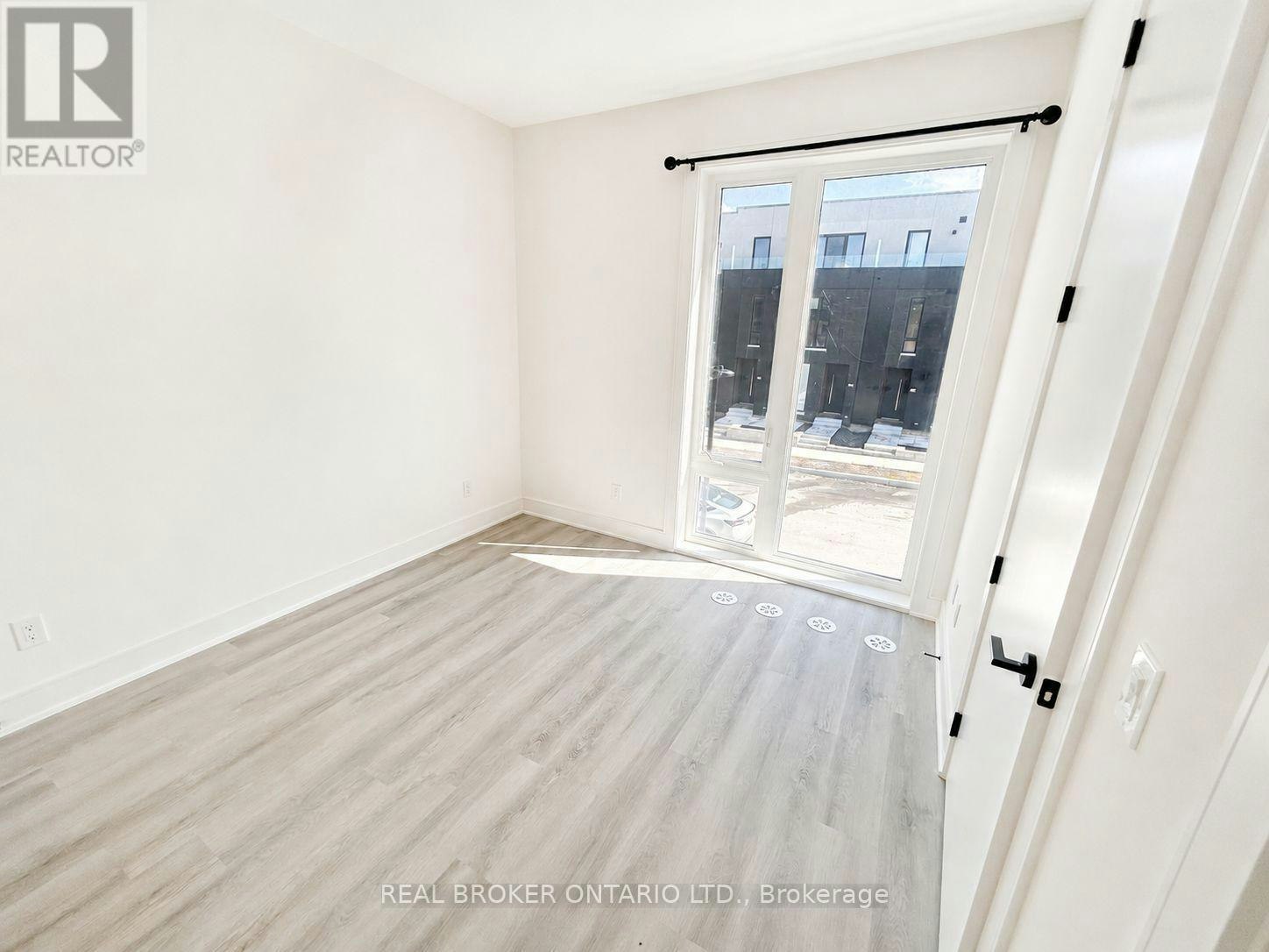 43 Everett Common, St. Catharines, ON, L2P 2G3 - 6