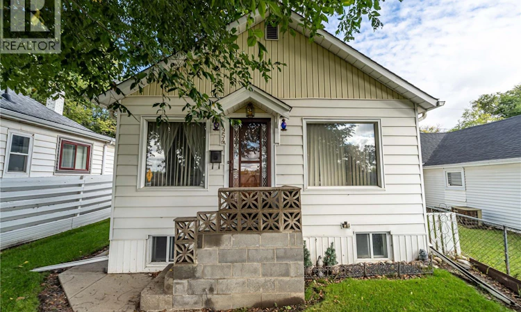 954 Hochelaga Street W