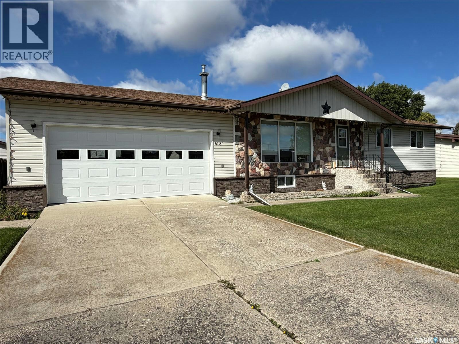 615 Main Street, Hudson Bay, SK, S0E 0Y0